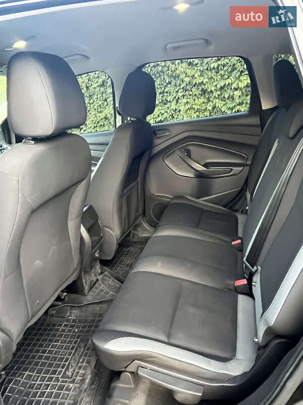 Позашляховик / Кросовер Ford Escape 2013 в Дніпрі