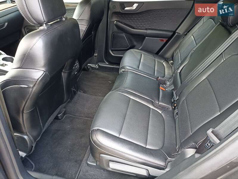 Позашляховик / Кросовер Ford Escape 2020 в Львові