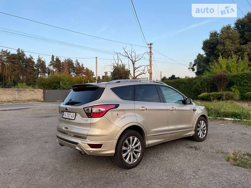 Позашляховик / Кросовер Ford Escape 2016 в Києві