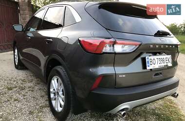 Позашляховик / Кросовер Ford Escape 2020 в Тернополі