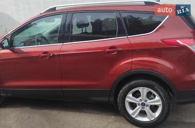 Внедорожник / Кроссовер Ford Escape 2015 в Виннице