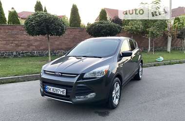 Внедорожник / Кроссовер Ford Escape 2015 в Ровно