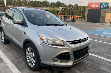Внедорожник / Кроссовер Ford Escape 2012 в 