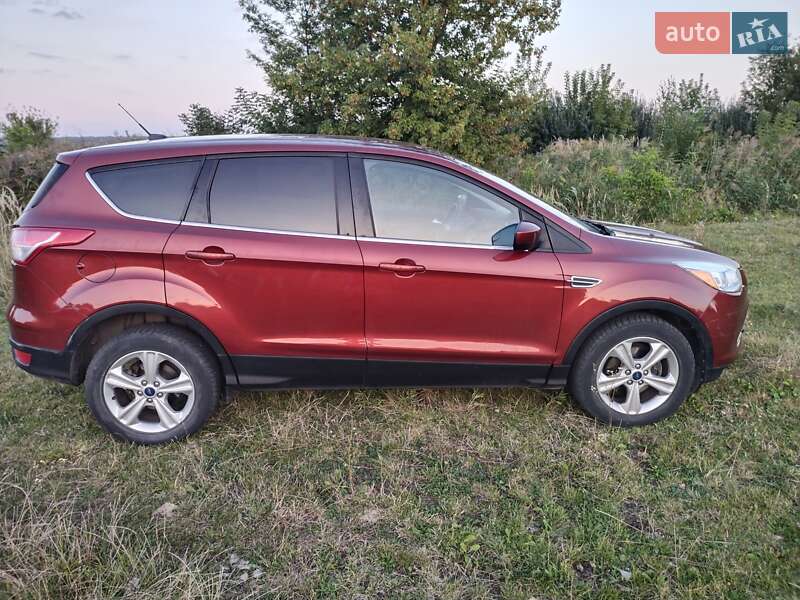 Внедорожник / Кроссовер Ford Escape 2016 в Шептицькому