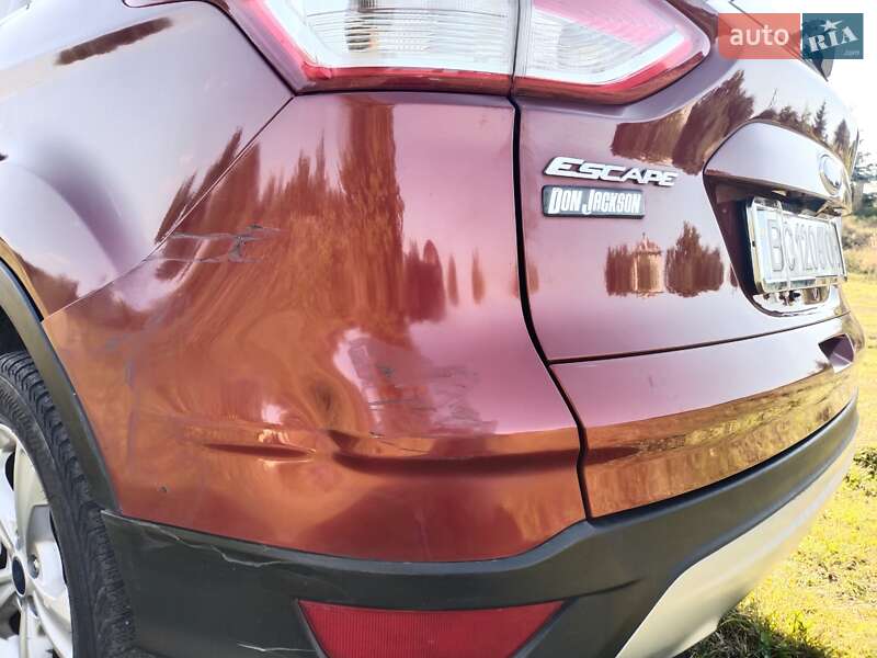Внедорожник / Кроссовер Ford Escape 2016 в Шептицькому