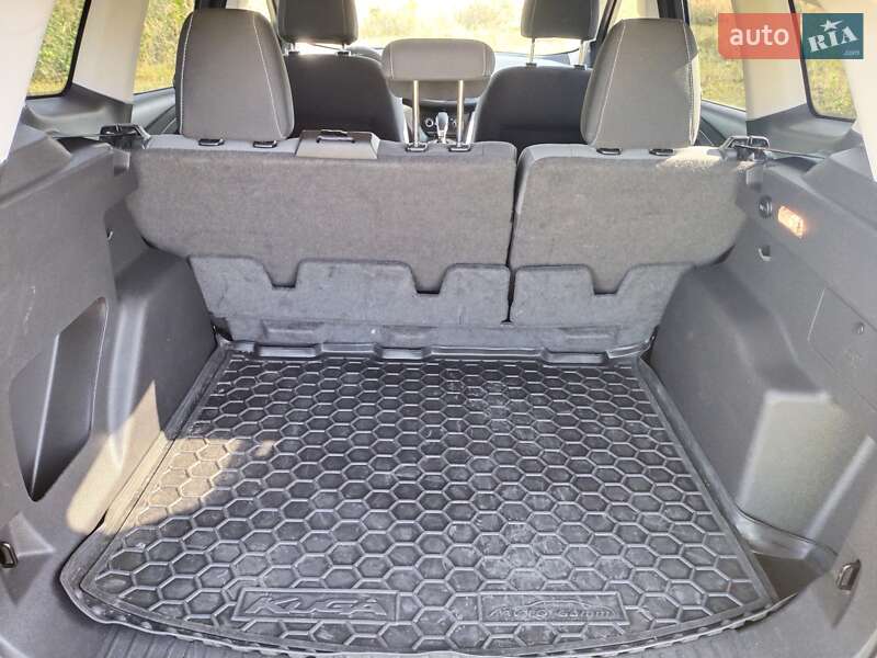 Внедорожник / Кроссовер Ford Escape 2016 в Шептицькому