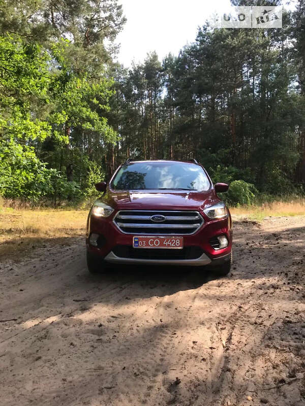 Внедорожник / Кроссовер Ford Escape 2017 в Львове