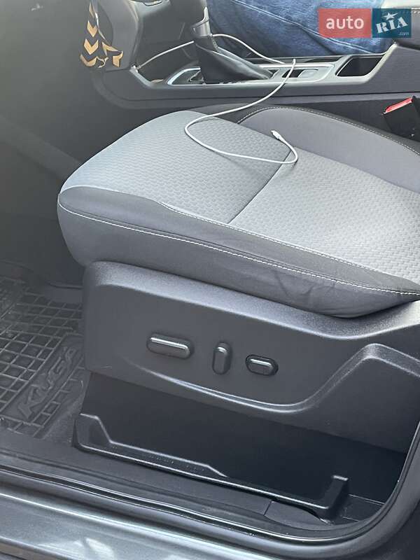 Внедорожник / Кроссовер Ford Escape 2017 в Фастове фото 16 Внедорожник / Кроссовер Ford Escape 2017 в Фастове