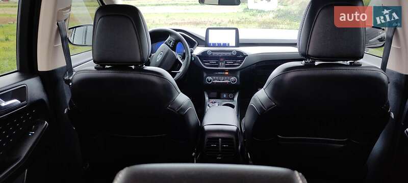 Позашляховик / Кросовер Ford Escape 2020 в Львові