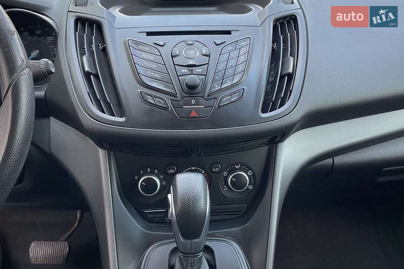 Внедорожник / Кроссовер Ford Escape 2015 в Львове