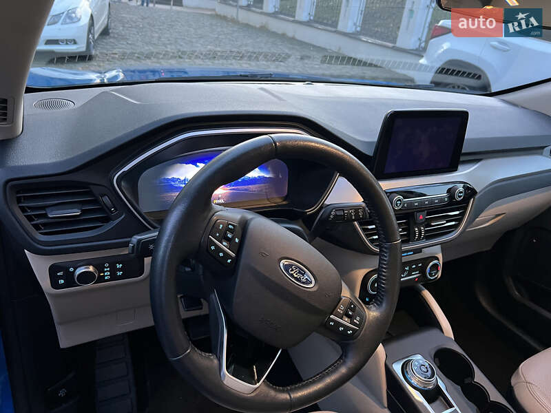 Внедорожник / Кроссовер Ford Escape 2020 в Днепре фото 16 Внедорожник / Кроссовер Ford Escape 2020 в Днепре