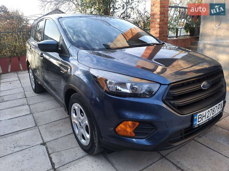 Внедорожник / Кроссовер Ford Escape 2018 в Белгороде-Днестровском фото 2 Внедорожник / Кроссовер Ford Escape 2018 в Белгороде-Днестровском
