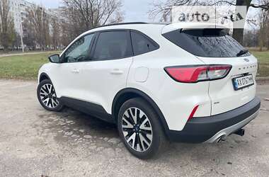 Внедорожник / Кроссовер Ford Escape 2020 в Харькове