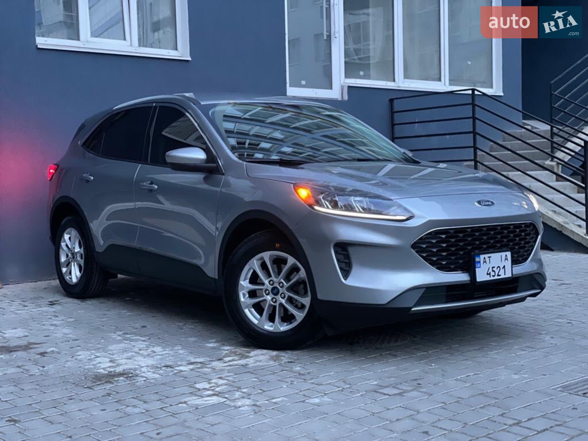 2022 Ford Escape - фото 1