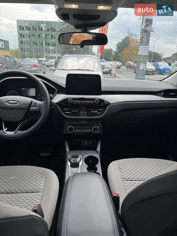 Позашляховик / Кросовер Ford Escape 2022 в Івано-Франківську