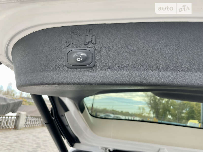 Внедорожник / Кроссовер Ford Escape 2014 в Днепре
