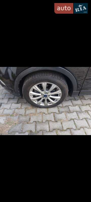 Внедорожник / Кроссовер Ford Escape 2016 в Киеве