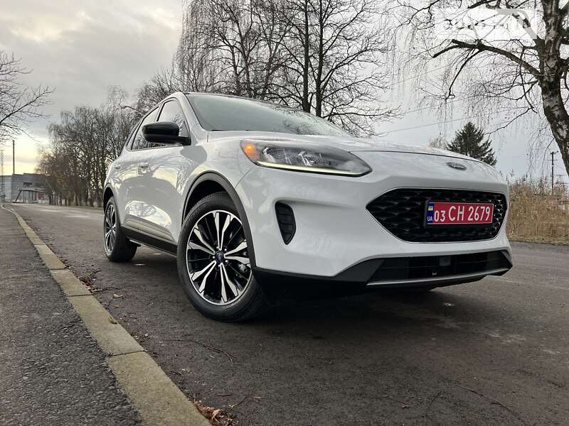 Внедорожник / Кроссовер Ford Escape 2022 в Рогатине