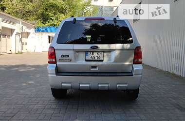 Внедорожник / Кроссовер Ford Escape 2010 в 