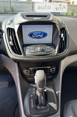 Позашляховик / Кросовер Ford Escape 2014 в Долині