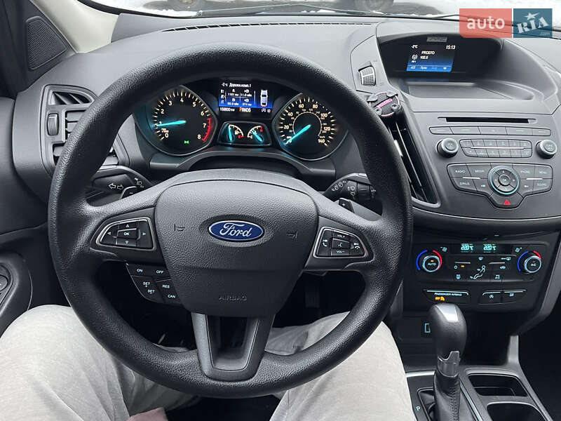 Внедорожник / Кроссовер Ford Escape 2016 в Киеве