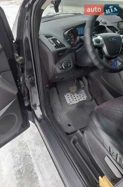 Внедорожник / Кроссовер Ford Escape 2014 в Хмельницком