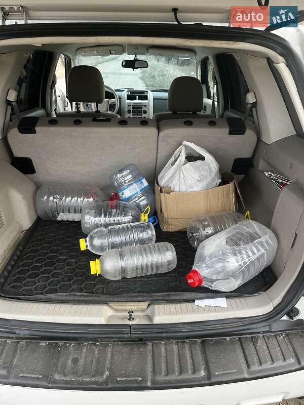Позашляховик / Кросовер Ford Escape 2011 в Болграді