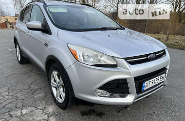 Позашляховик / Кросовер Ford Escape 2012 в 
