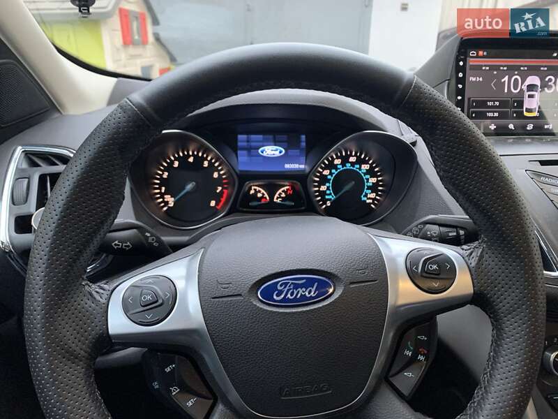 Позашляховик / Кросовер Ford Escape 2014 в Львові