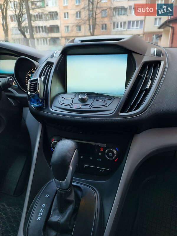 Внедорожник / Кроссовер Ford Escape 2014 в Львове