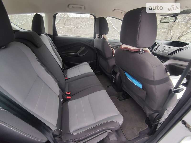 Внедорожник / Кроссовер Ford Escape 2015 в Песковке