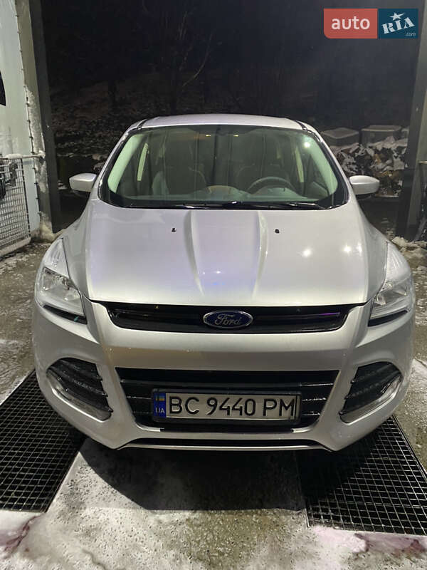 Внедорожник / Кроссовер Ford Escape 2015 в Львове