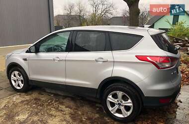 Внедорожник / Кроссовер Ford Escape 2015 в Львове