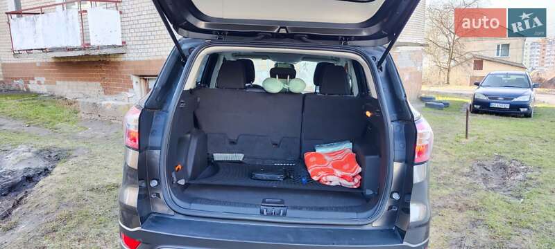 Внедорожник / Кроссовер Ford Escape 2018 в Хмельницком