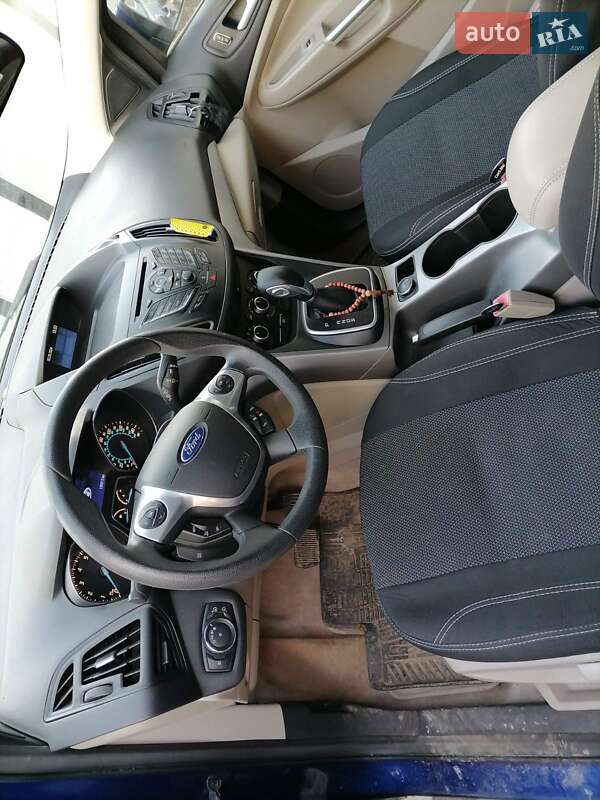 Внедорожник / Кроссовер Ford Escape 2012 в Рахове