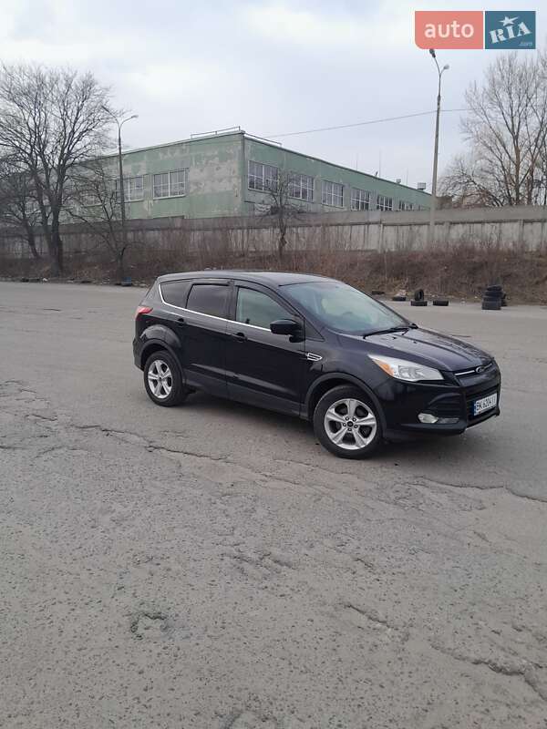 Внедорожник / Кроссовер Ford Escape 2014 в Ровно