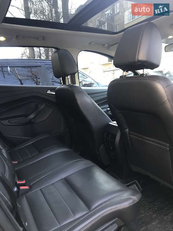 Внедорожник / Кроссовер Ford Escape 2015 в Киеве