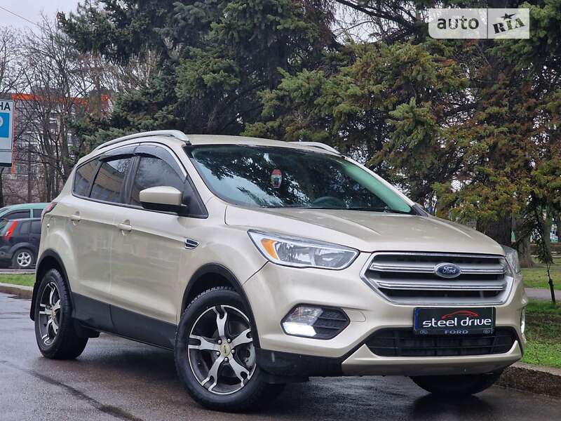 Запчасти Форд Эскейп 2, Ford Escape 2 R3