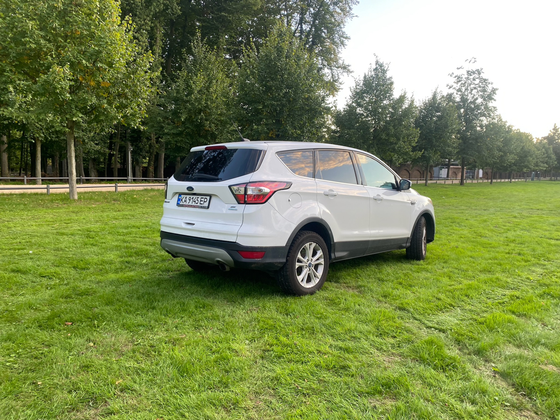 2017 Ford Escape - мініатюра 4