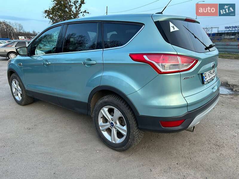 Внедорожник / Кроссовер Ford Escape 2012 в Полтаве