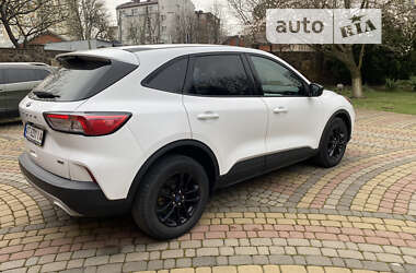 Внедорожник / Кроссовер Ford Escape 2019 в Ивано-Франковске