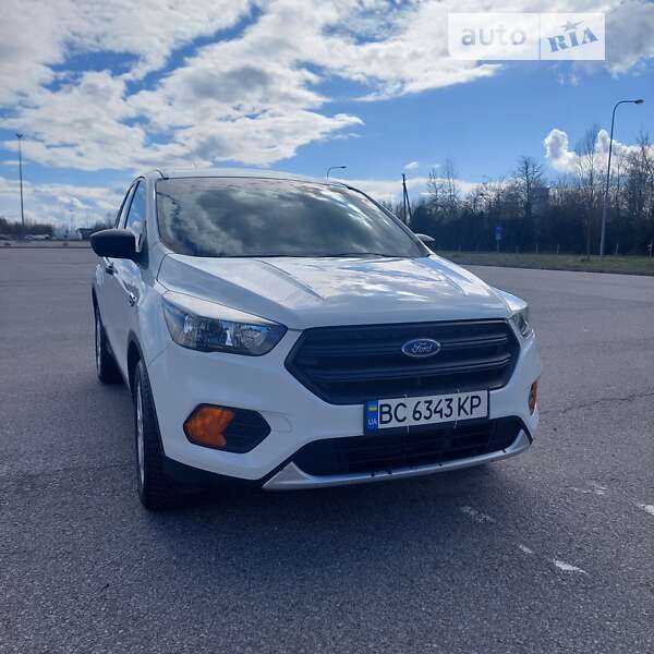 Позашляховик / Кросовер Ford Escape 2018 в Львові