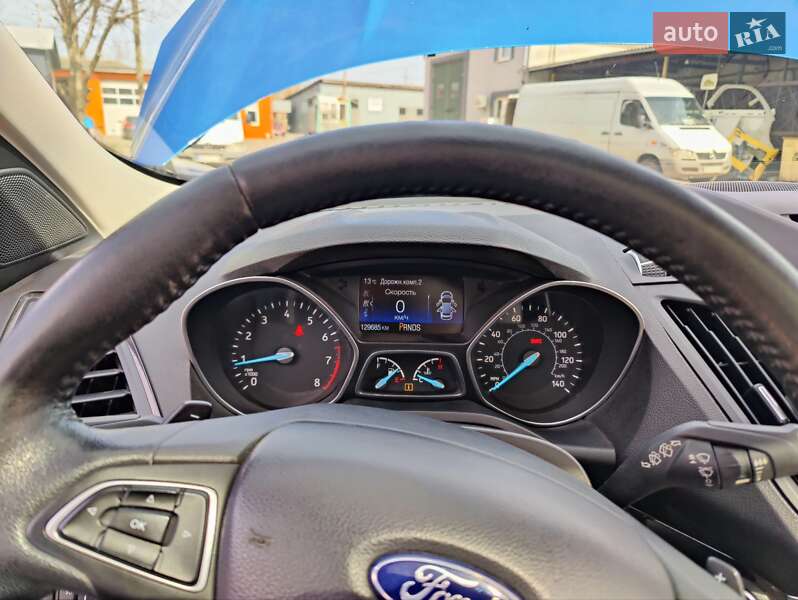 Внедорожник / Кроссовер Ford Escape 2016 в Ровно