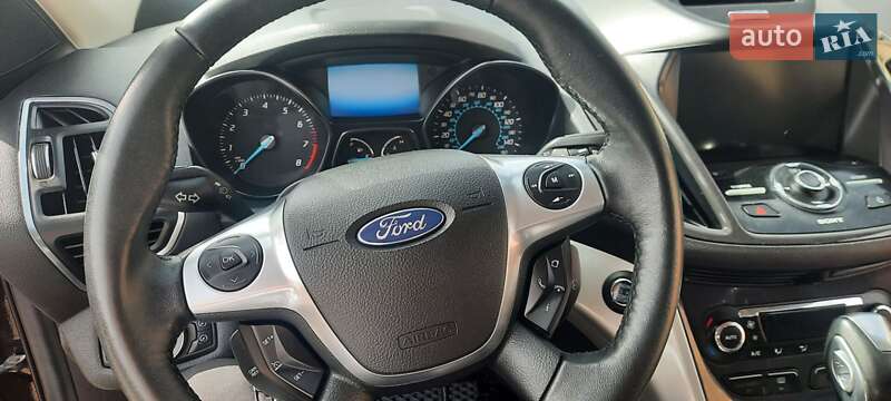 Внедорожник / Кроссовер Ford Escape 2012 в Чернигове