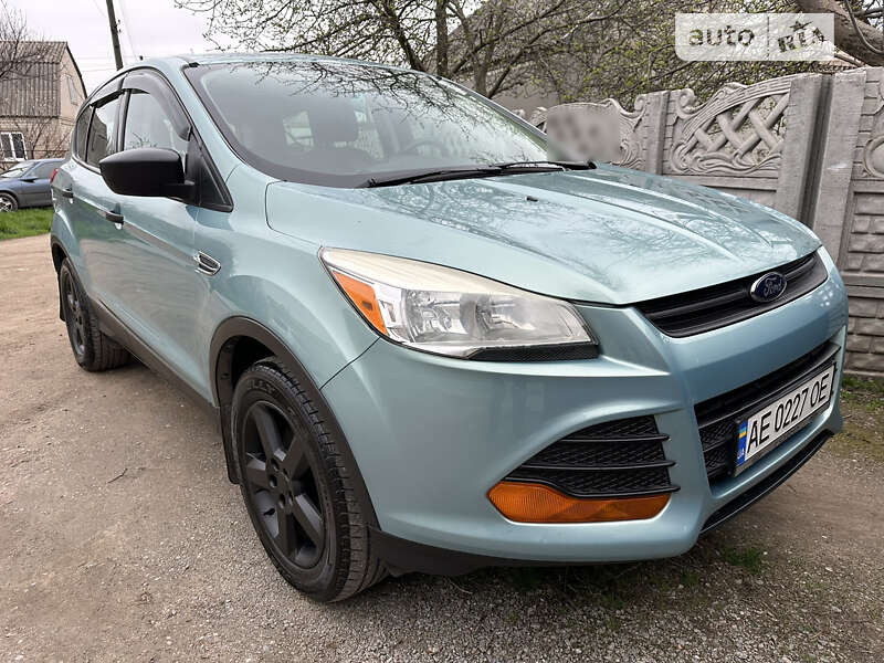 Внедорожник / Кроссовер Ford Escape 2012 в Днепре