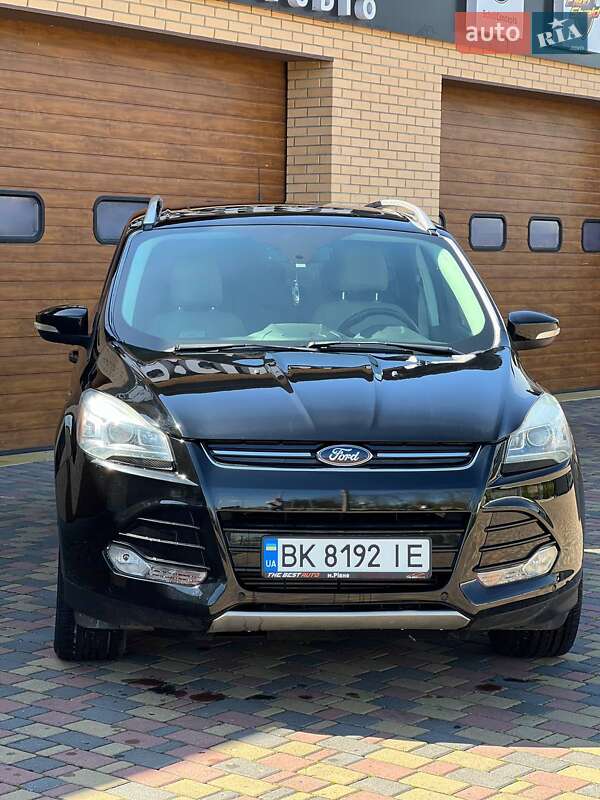 Внедорожник / Кроссовер Ford Escape 2015 в Ровно