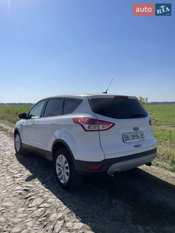 Внедорожник / Кроссовер Ford Escape 2013 в Полтаве