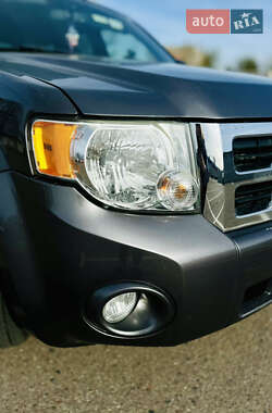 Внедорожник / Кроссовер Ford Escape 2011 в 