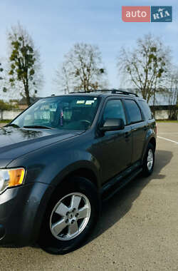 Внедорожник / Кроссовер Ford Escape 2011 в 