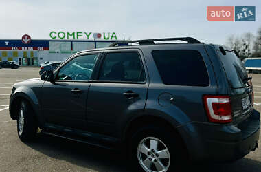 Внедорожник / Кроссовер Ford Escape 2011 в 